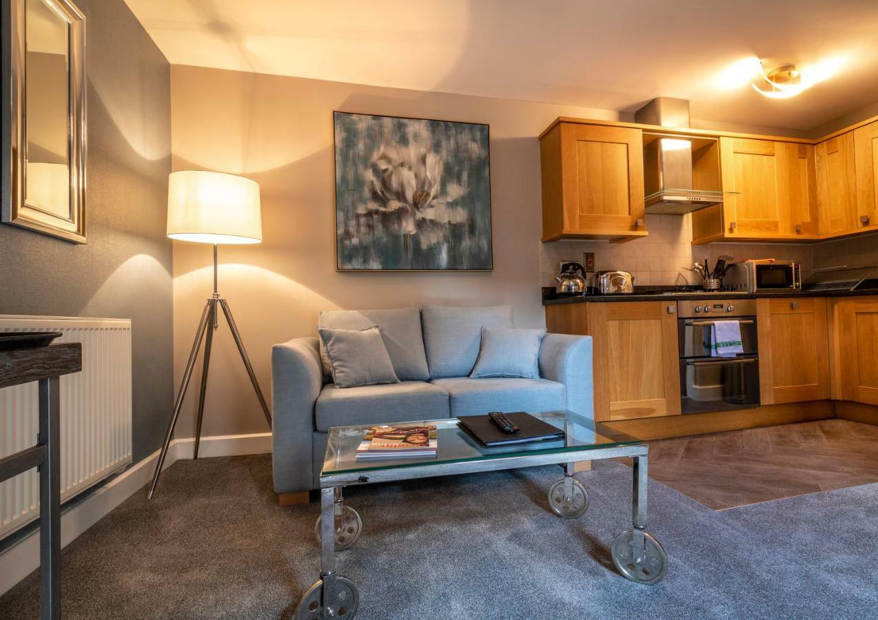 Swan Mews Апартаменты Вэллс